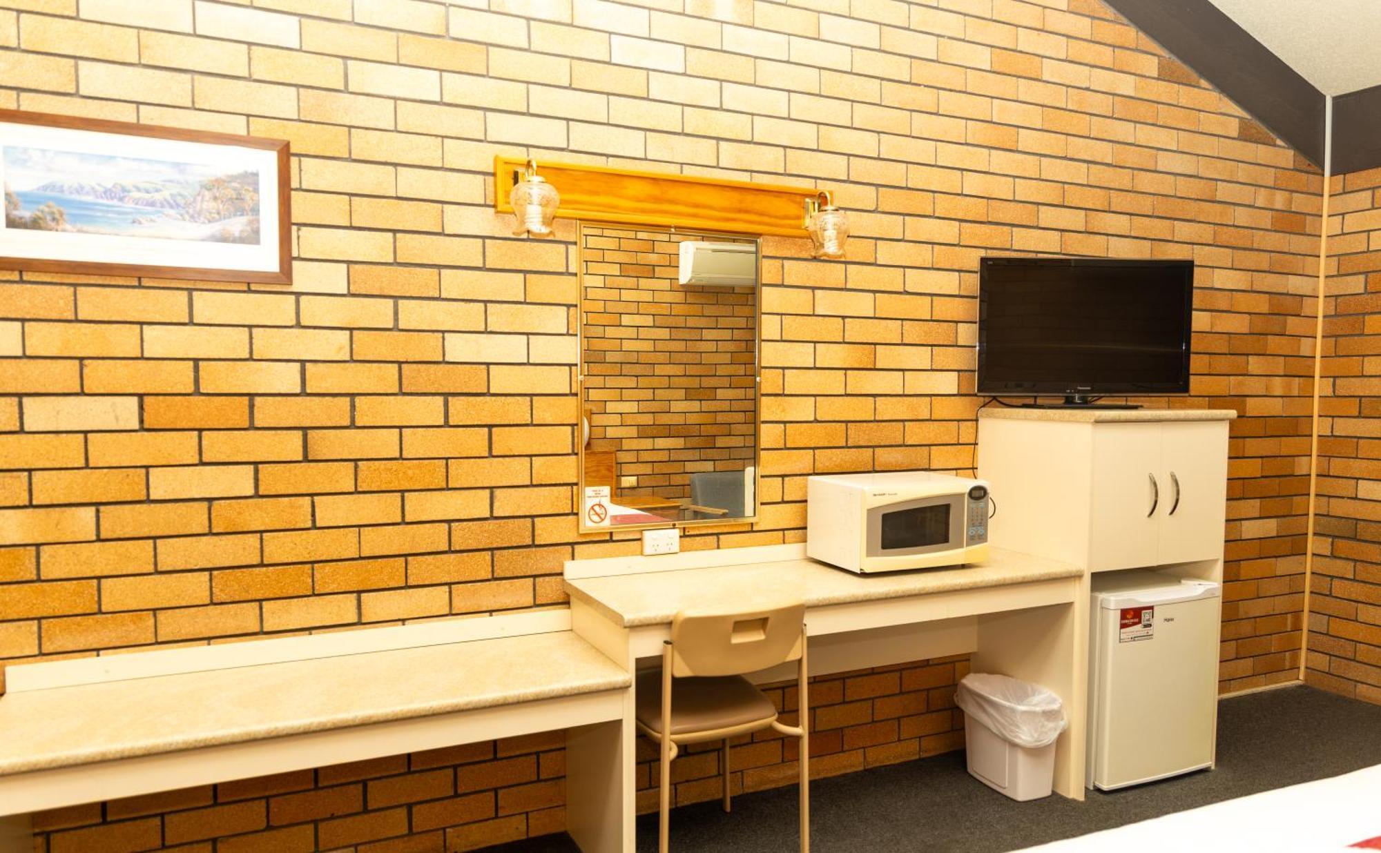 All Travellers Motor Inn Coonabarabran Exteriör bild