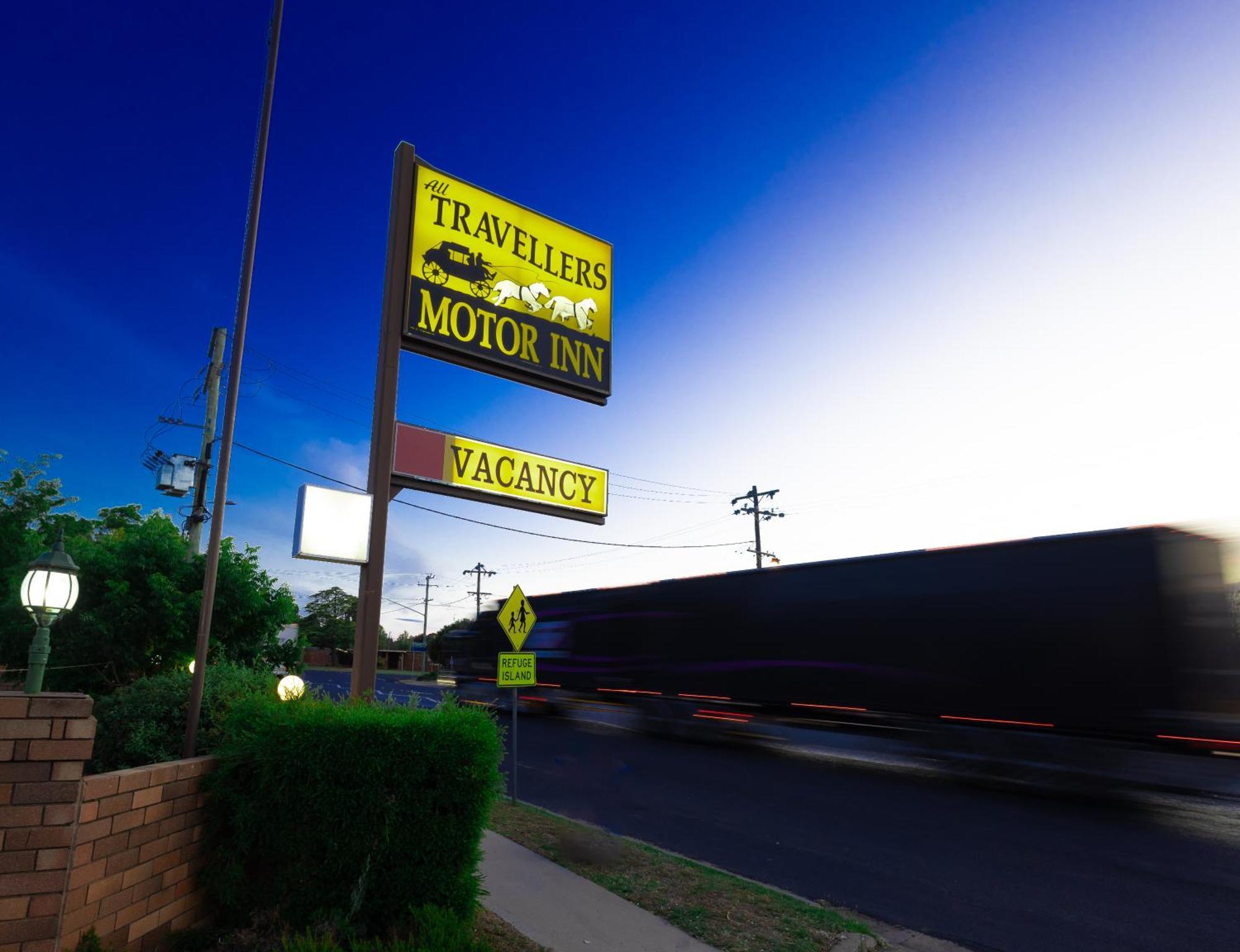 All Travellers Motor Inn Coonabarabran Exteriör bild