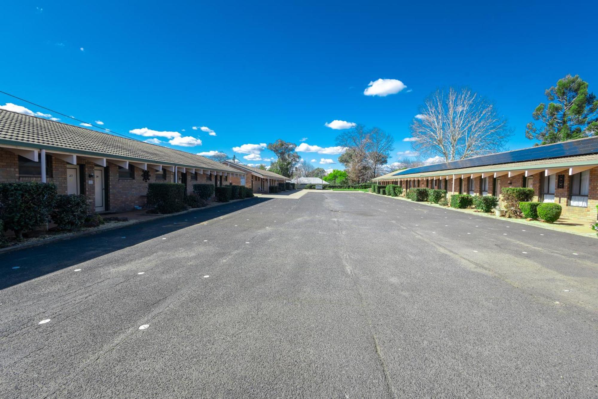 All Travellers Motor Inn Coonabarabran Exteriör bild
